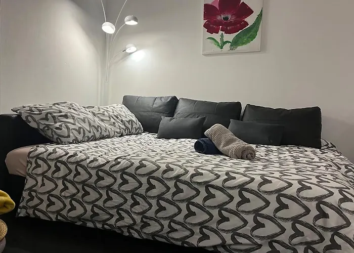 A 4 Mn De Grenette Hypercentre