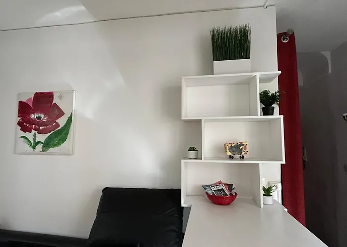 A 4 Mn De Grenette Hypercentre Апартаменти